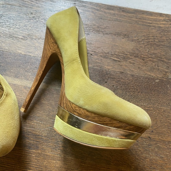 DONATED! 💛 Stilettos Lime Green Suede | Woodgrain - Picture 3 of 13